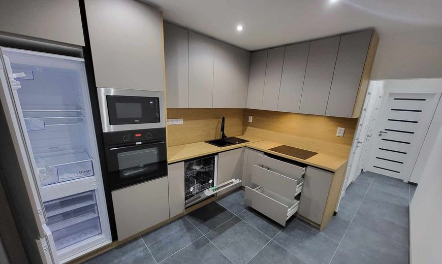 NOVINKA 2025 !!! 3 izbový byt 79 m² na Klokočine s lódžiou – pohled 2
