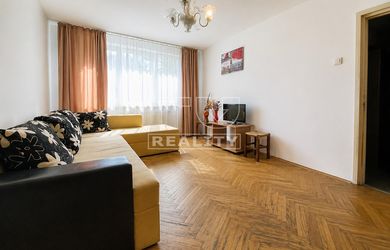 Na predaj 3-izbový čiastočná rekonštrukcia 66 m² – Gregorovej ulica, Ružinov